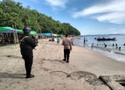Operasi Ketupat 2025, Polisi Jaga Wisatawan di Senggigi Lombok Barat