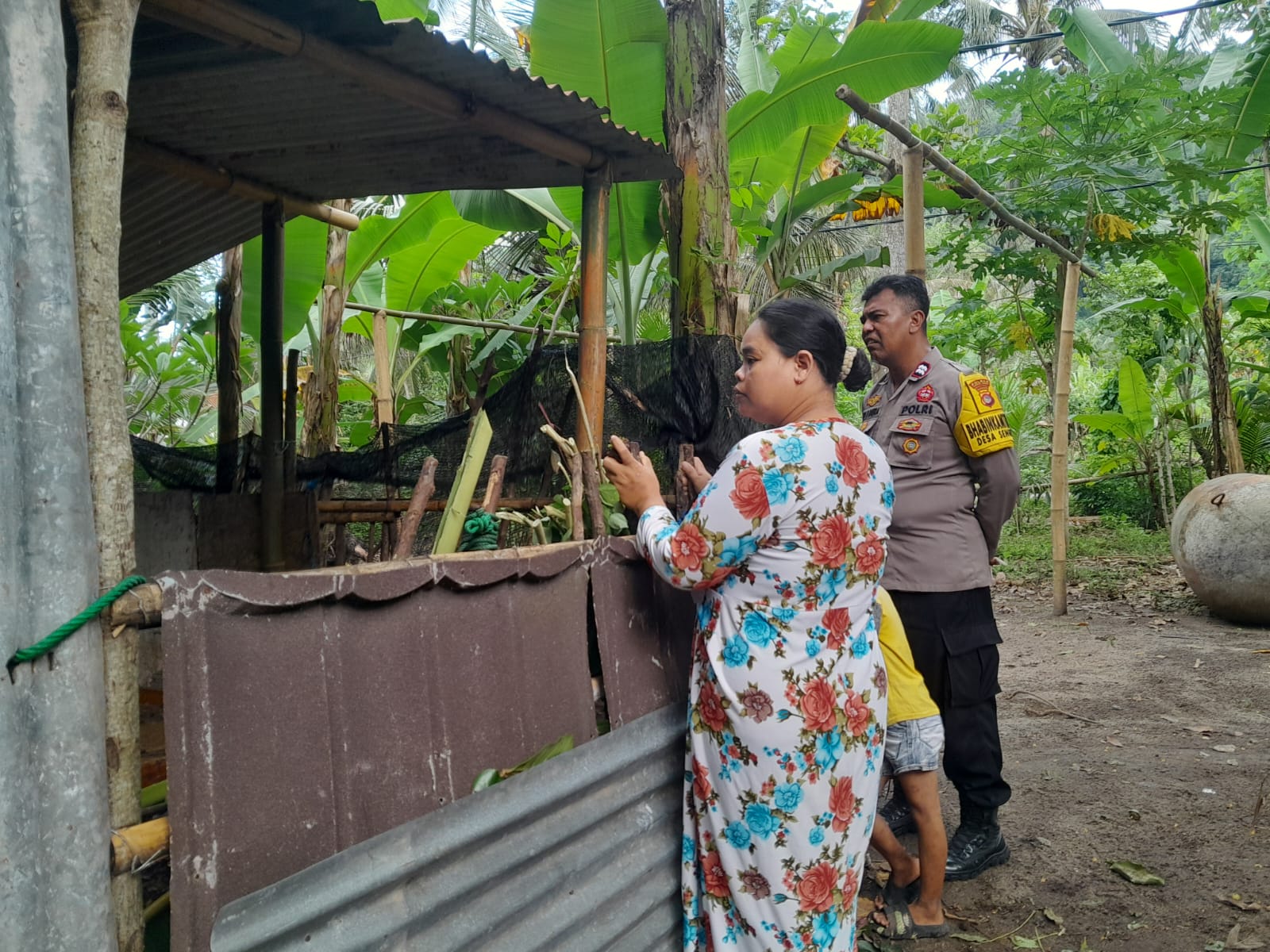 Polisi Sambangi Warga Krandangan, Ajak Budidaya Pangan Mandiri